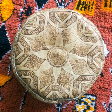 Camel Mandala - Skórzana pufa