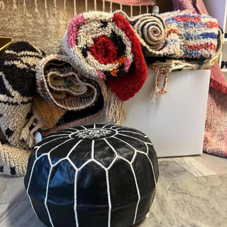 Classic Ottoman - czarna duża